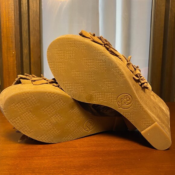 Lucky Brand Fringed Platform Wedge Women's Size 9 - Picture 8 of 11